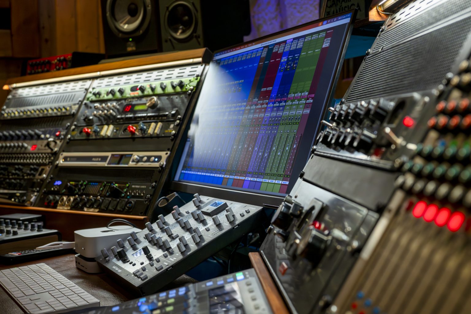 equipo-produccion-recording-pro-school